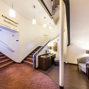 Otel Graf Moltke, Hamburg